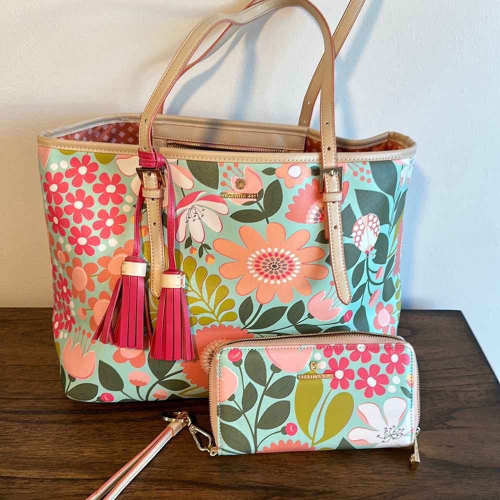 Spartina 449 Tote Bag with matching clutch